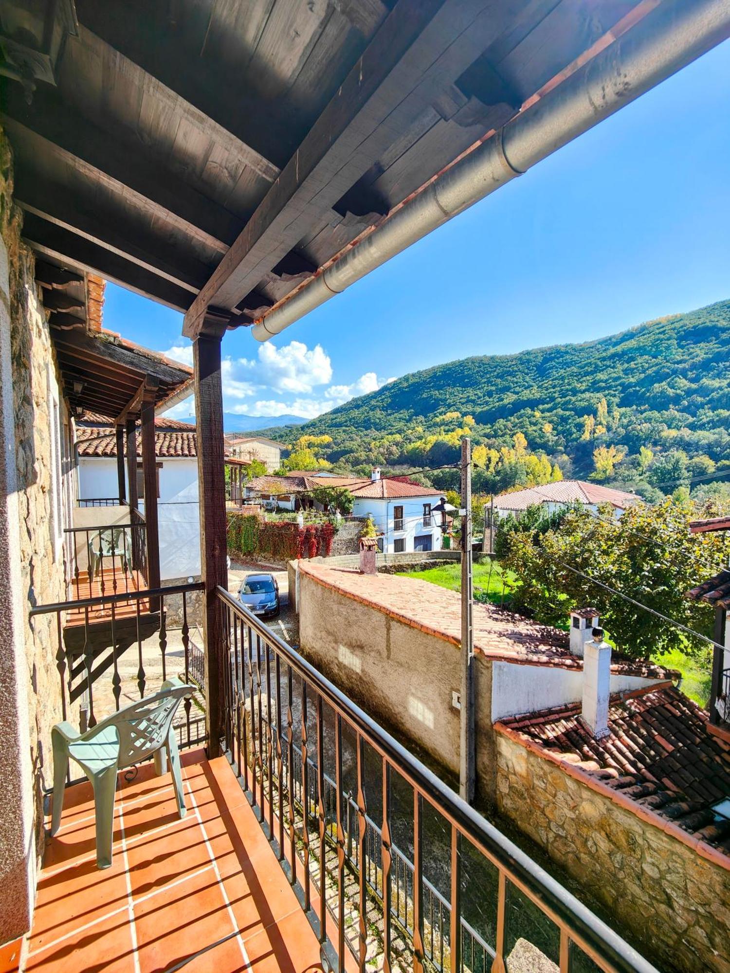 Hostal Montemayor Montemayor del Rio エクステリア 写真